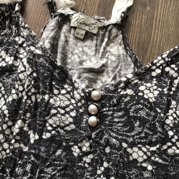 Top and Lancôme bag - Picture 3 of 6